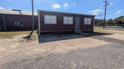 2940 Ww White San Antonio TX 78222