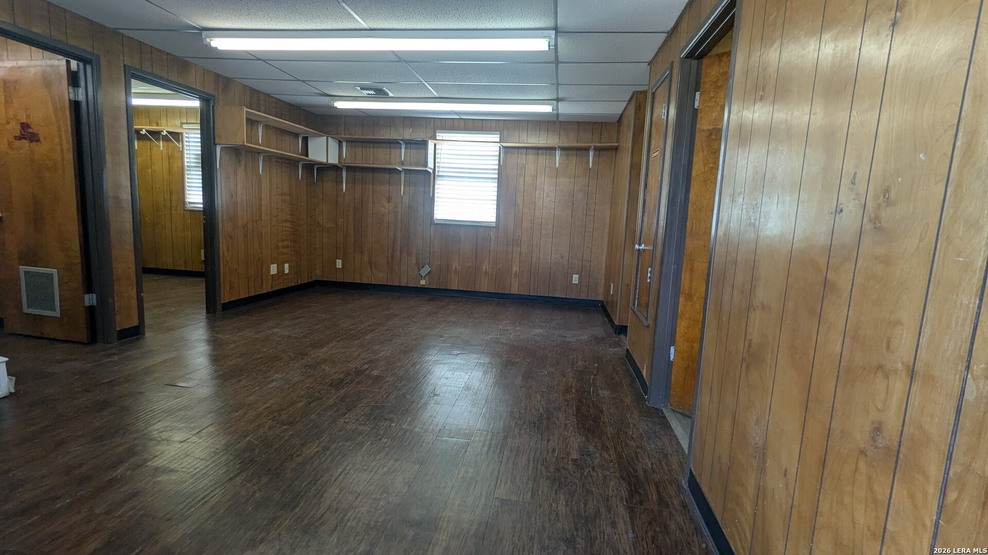 2940 Ww White San Antonio TX 78222
