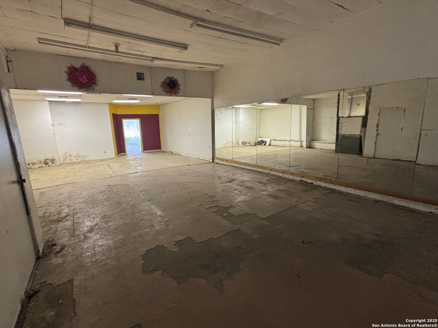 1002 Donaldson San Antonio TX 78201