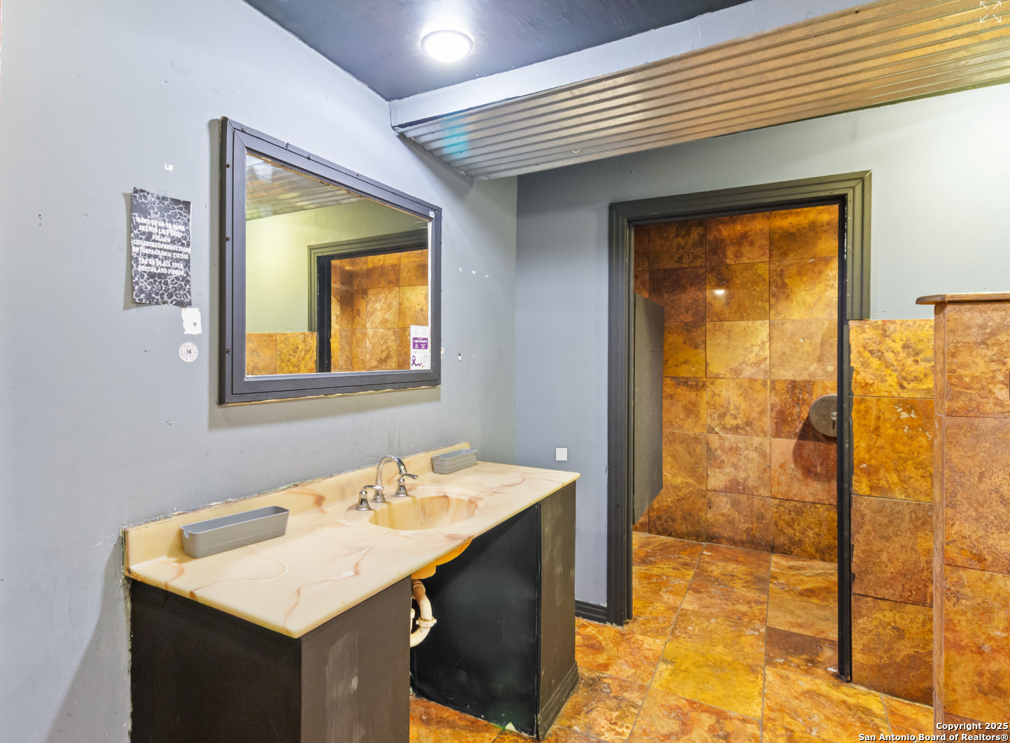 1812 Main San Antonio TX 78212