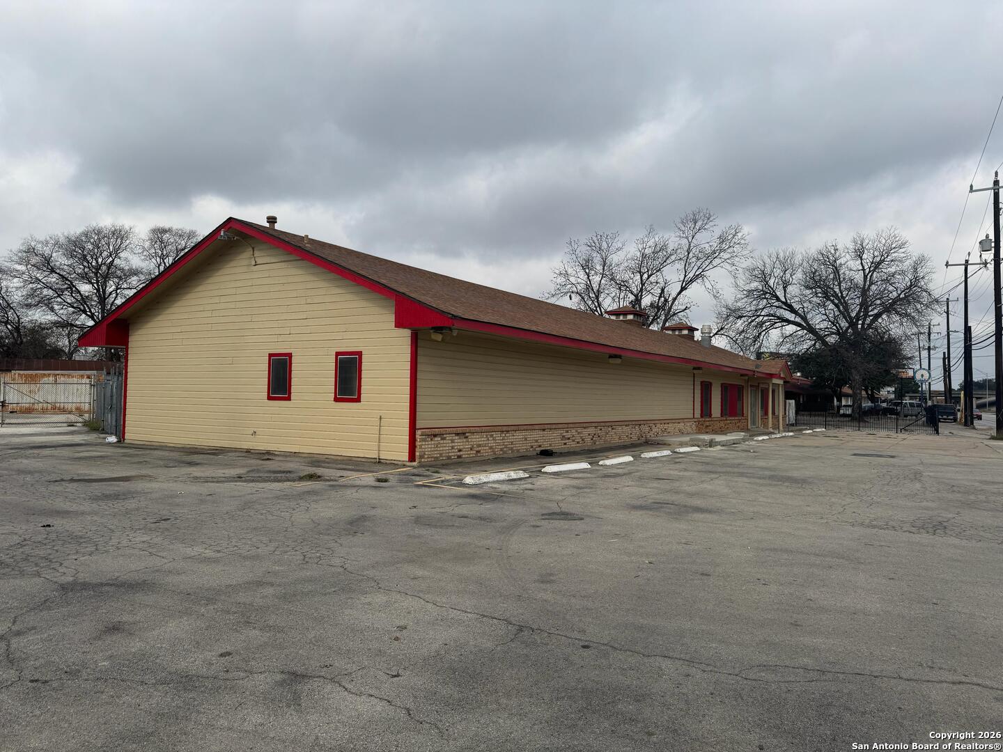 2567 Goliad San Antonio TX 78223