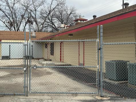 2567 Goliad San Antonio TX 78223
