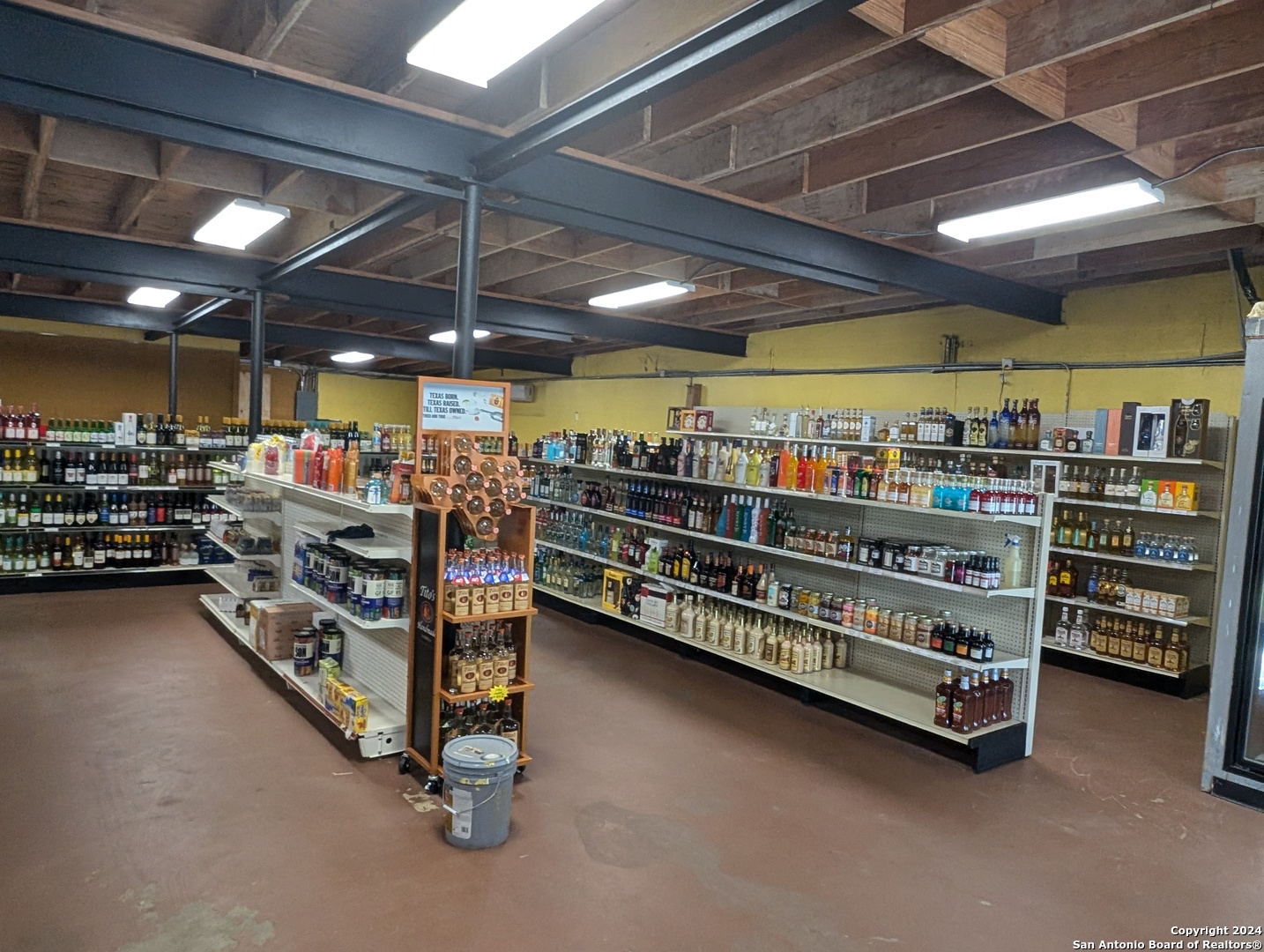 100 Avenue H Poteet TX 78065