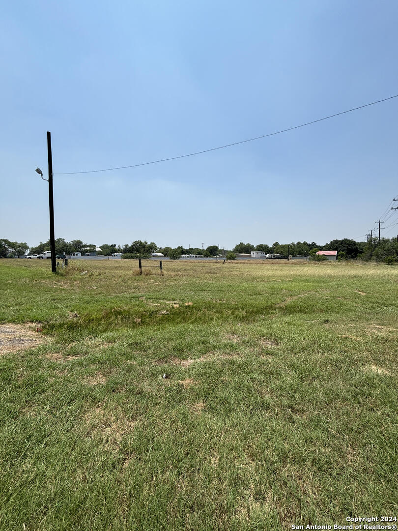 8075 S Loop 1604 E Elmendorf TX 78112