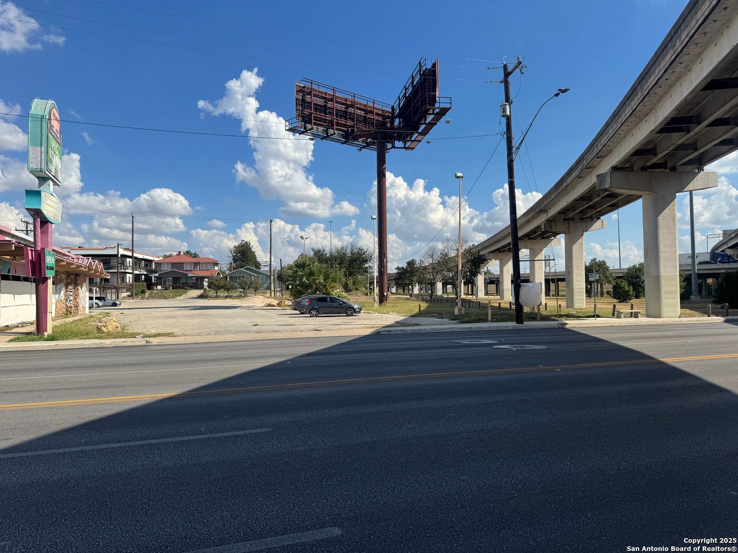 1418 Broadway San Antonio TX 78215