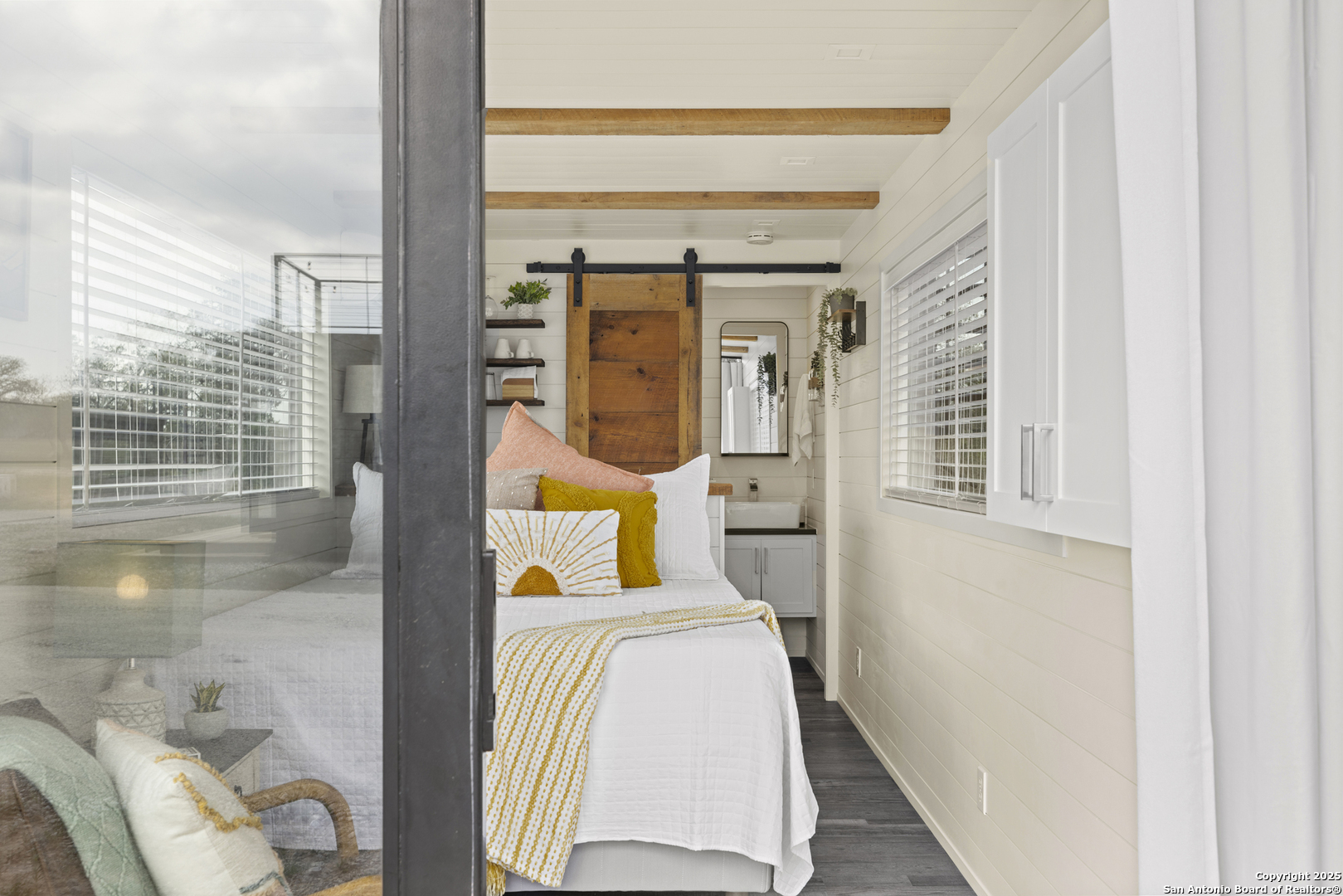 1304 Hollmig Fredericksburg TX 78624