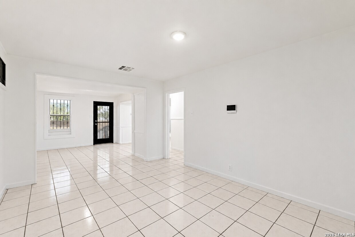 4166 Culebra San Antonio TX 78228