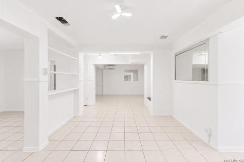 4166 Culebra San Antonio TX 78228