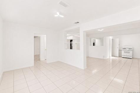 4166 Culebra San Antonio TX 78228