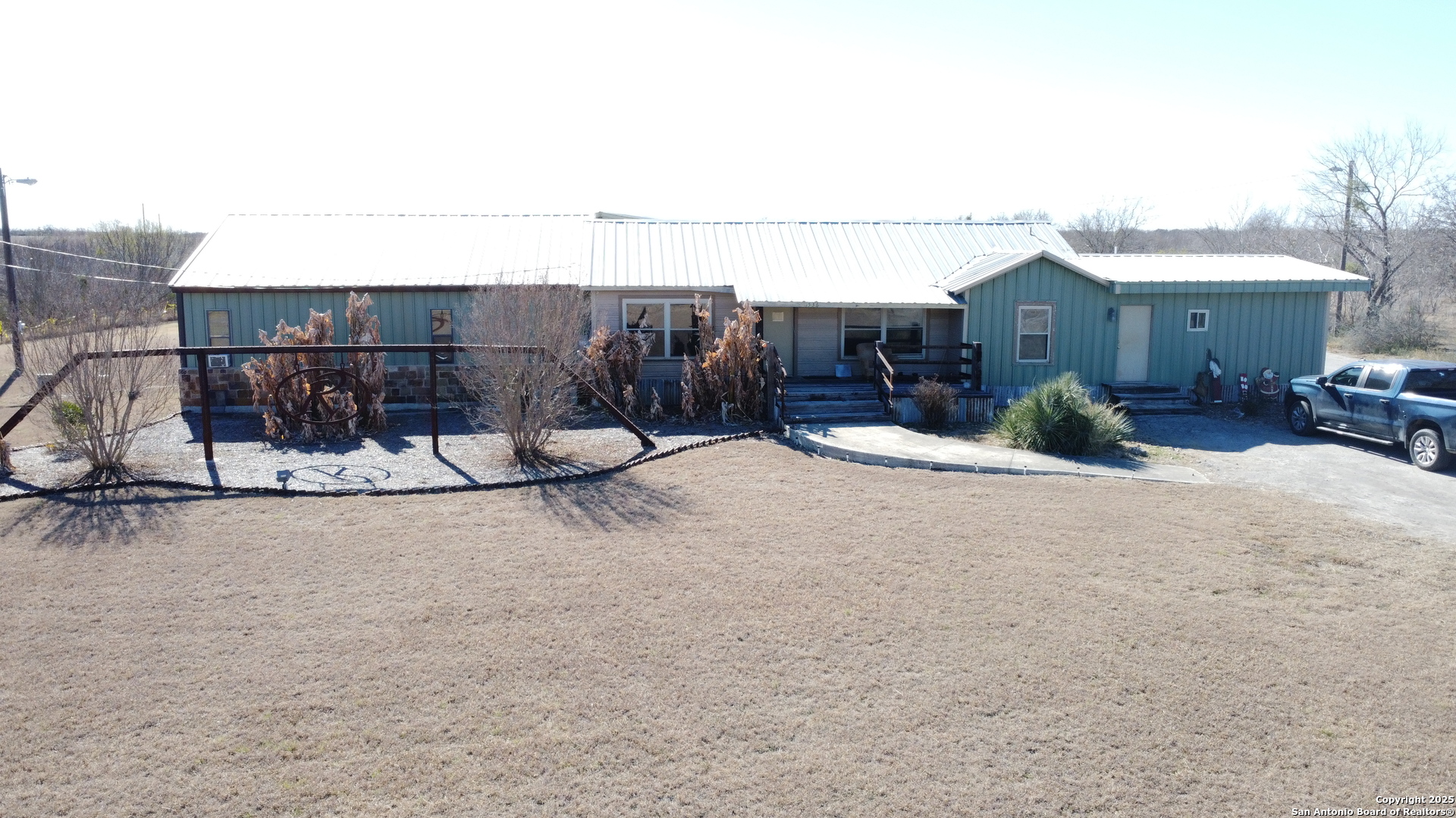 1536 Fm 2676 Hondo TX 78861