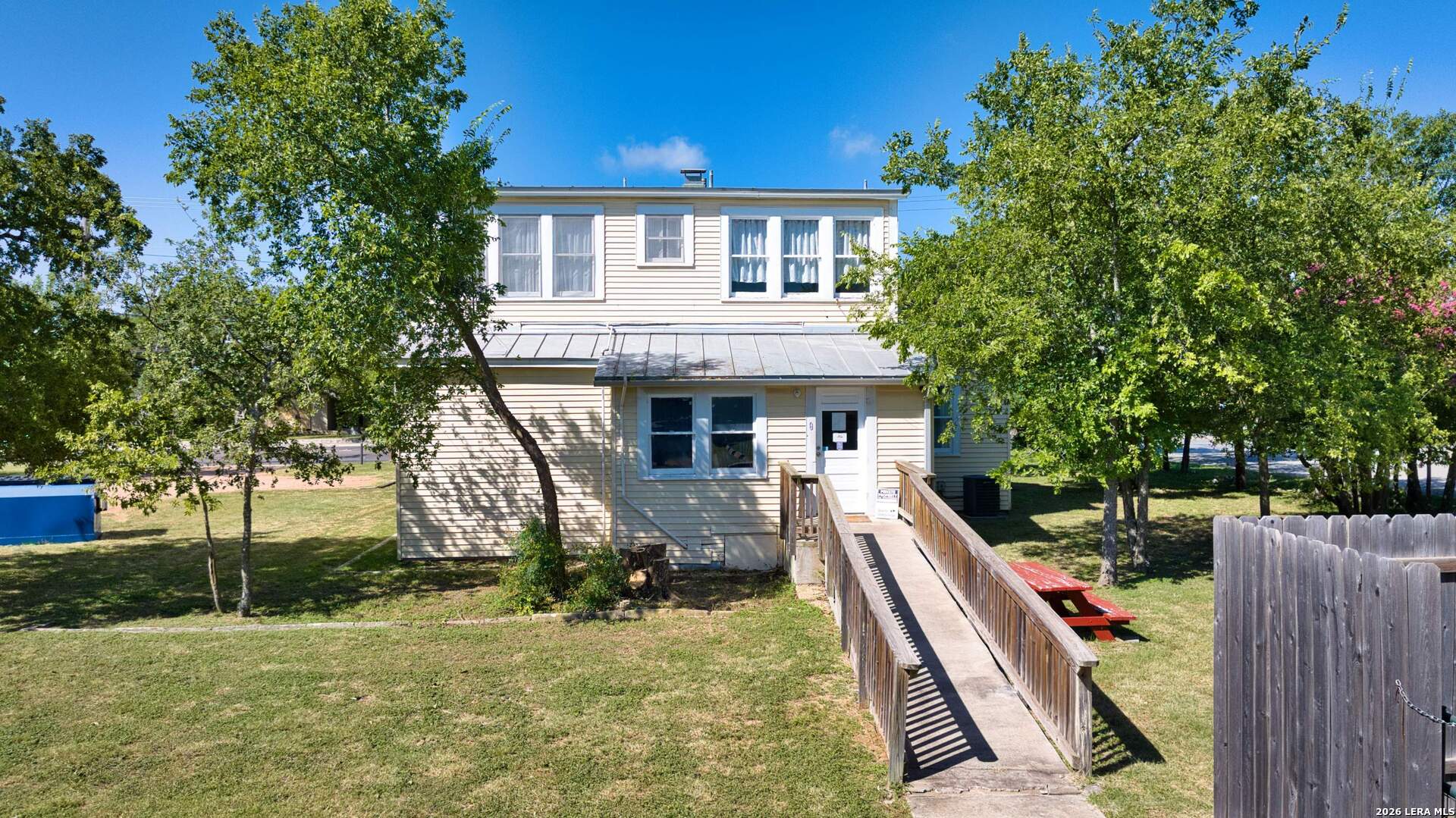1016 Main Kerrville TX 78028