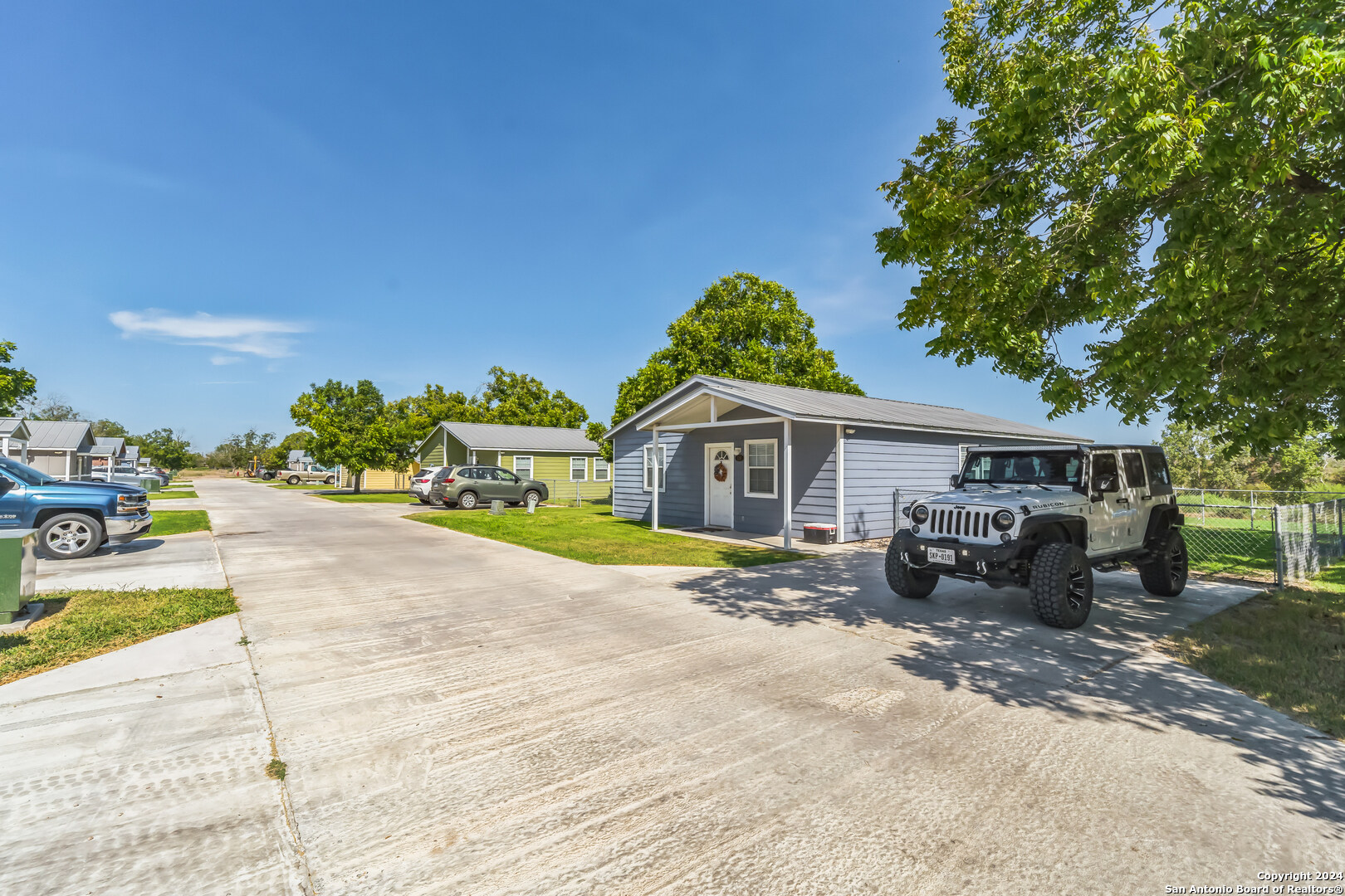 3590 County Road 4713 Lacoste TX 78039