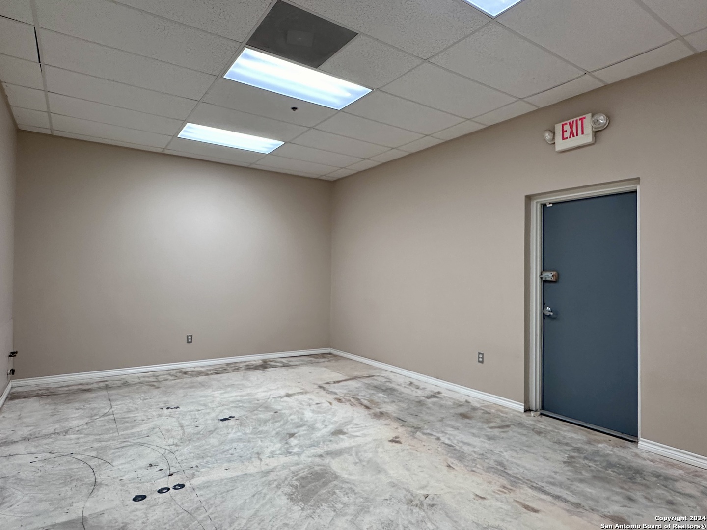 8142 Shin Oak Live Oak TX 78233