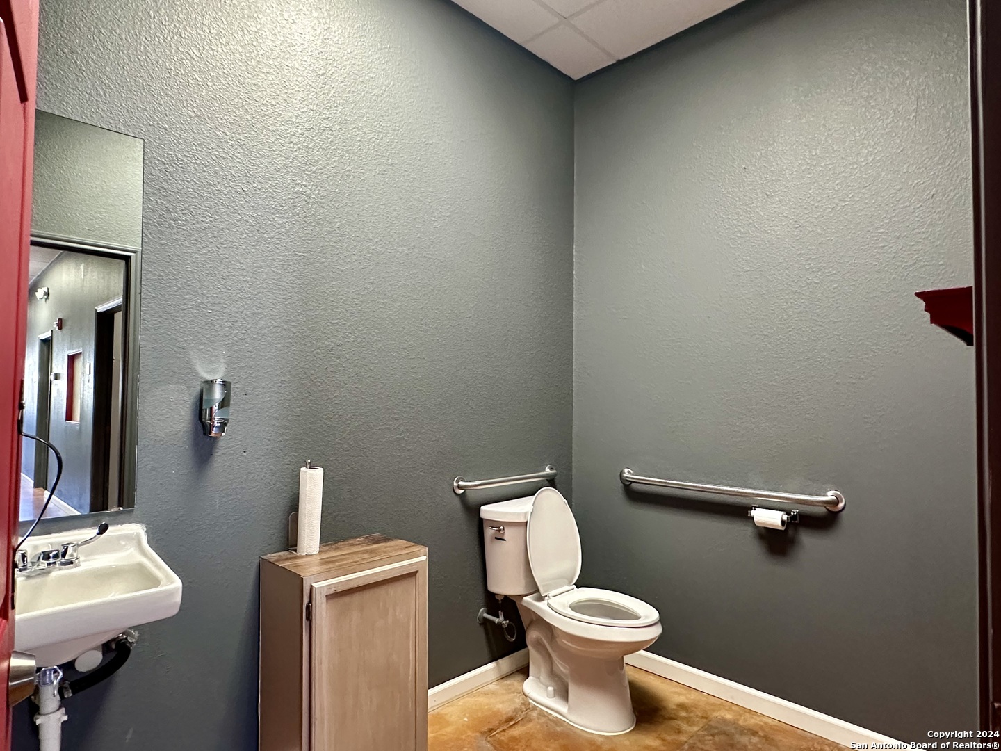 8142 Shin Oak Live Oak TX 78233