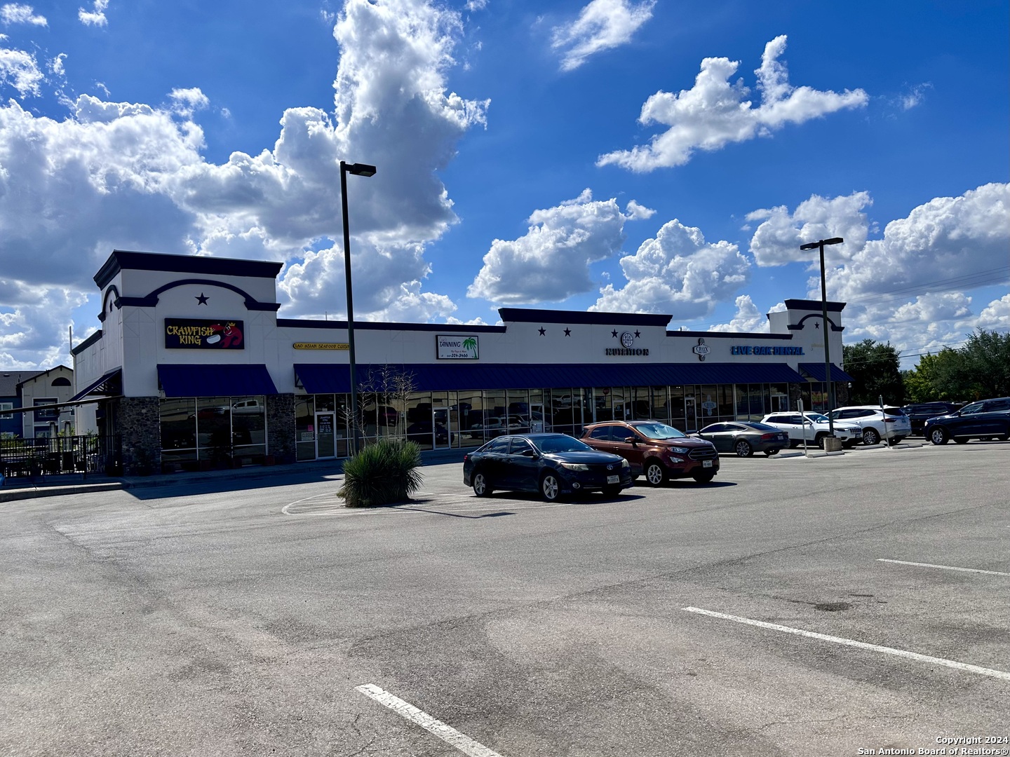 8142 Shin Oak Live Oak TX 78233