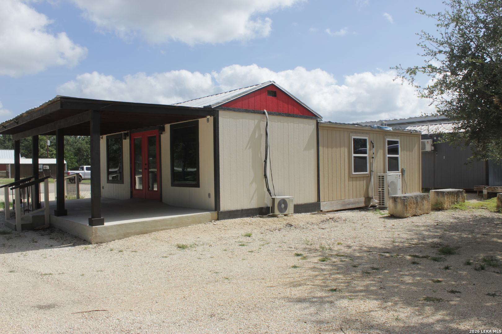 1322 S Us Highway 83 Leakey TX 78873