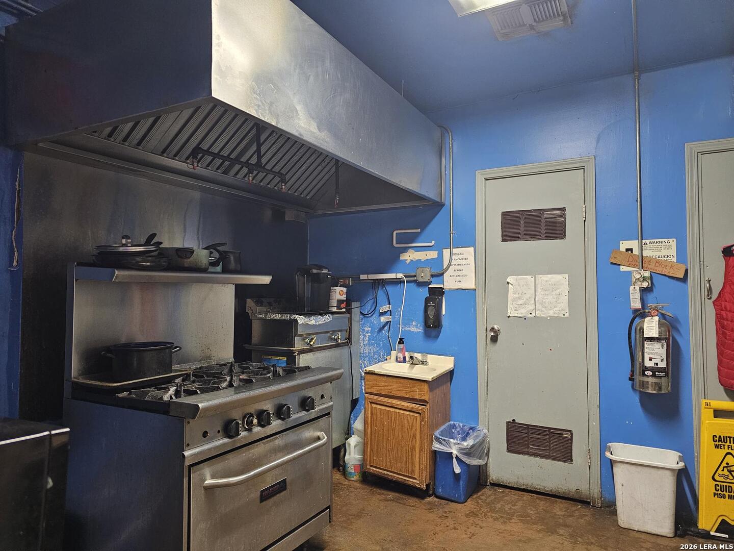3415 S Presa San Antonio TX 78210