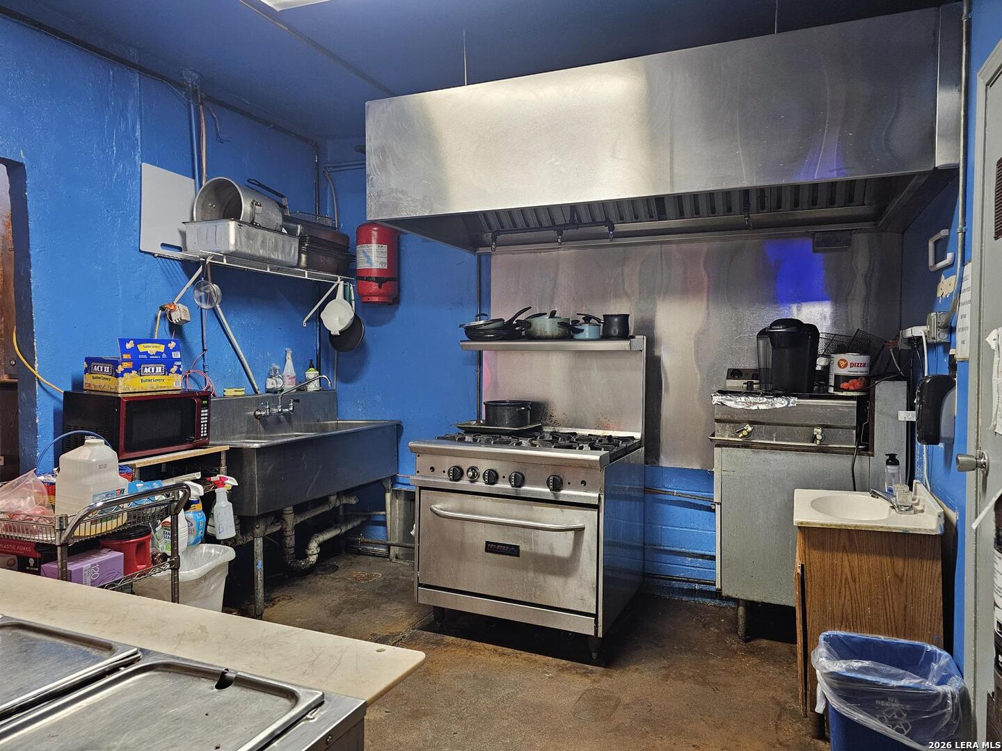 3415 S Presa San Antonio TX 78210