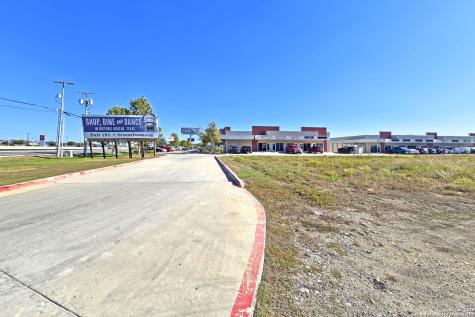 2050 N Interstate 35 New Braunfels TX 78130