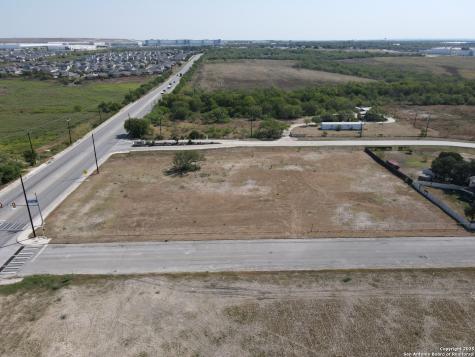 518 Saints Haven San Antonio TX 78220