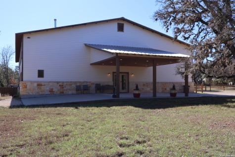 2647 River Bluff Pipe Creek TX 78063