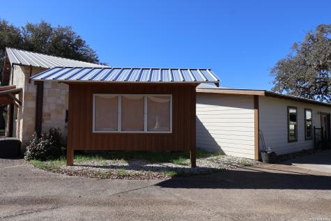 2647 River Bluff Pipe Creek TX 78063