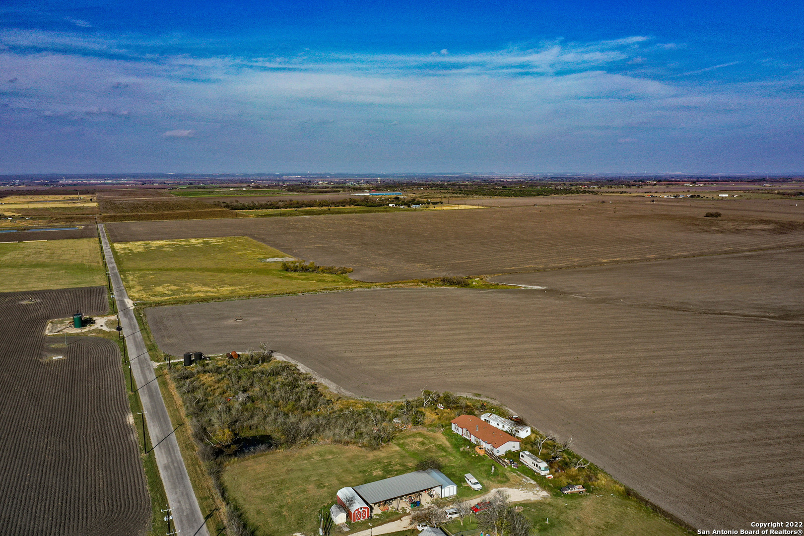 0 5714 County Road Natalia TX 78059