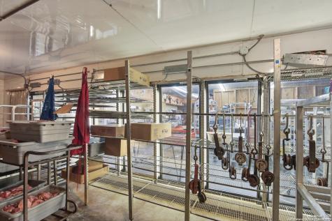 320 E Fisher Uvalde TX 78881