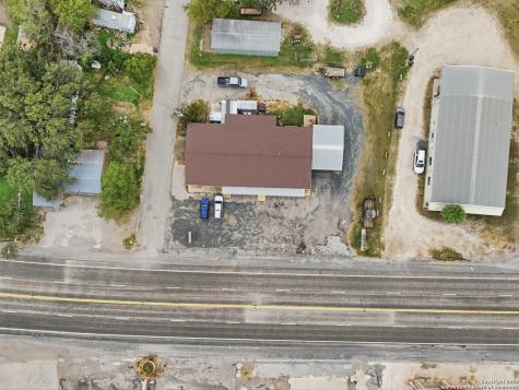 320 E Fisher Uvalde TX 78881