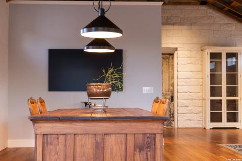 416 Highway 27 Comfort TX 78013