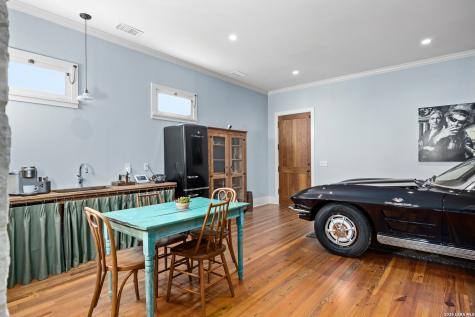 416 Highway 27 Comfort TX 78013