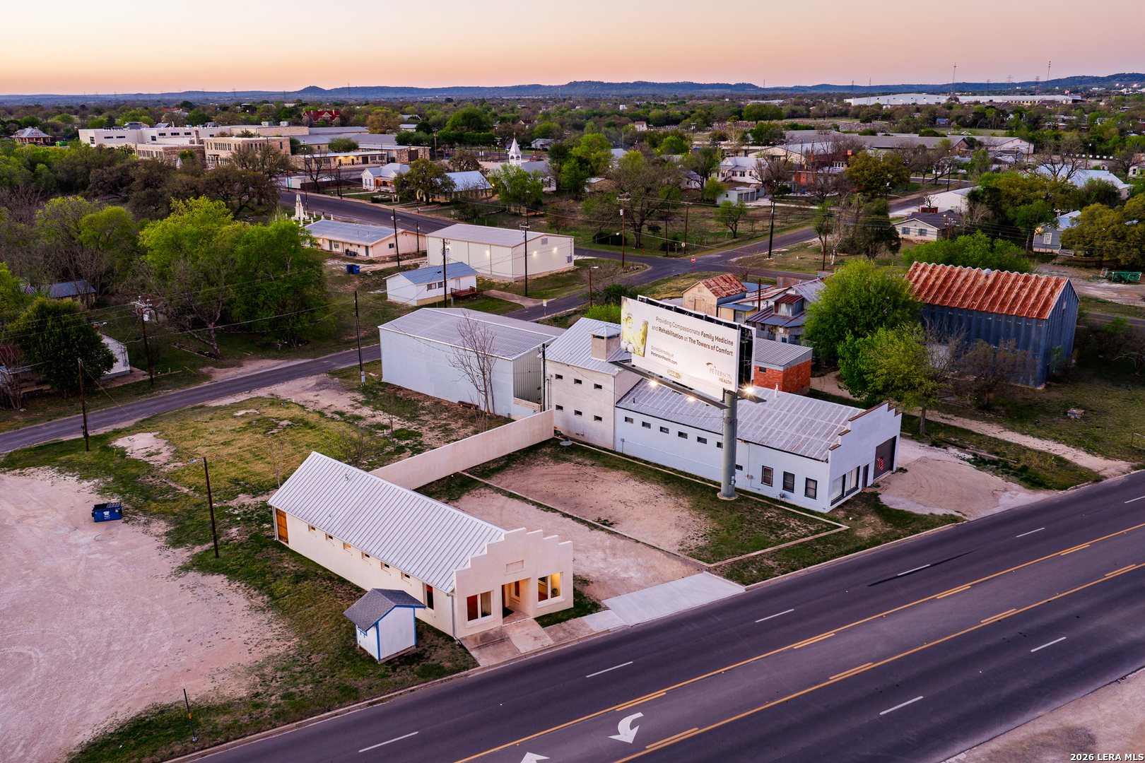 416 Highway 27 Comfort TX 78013