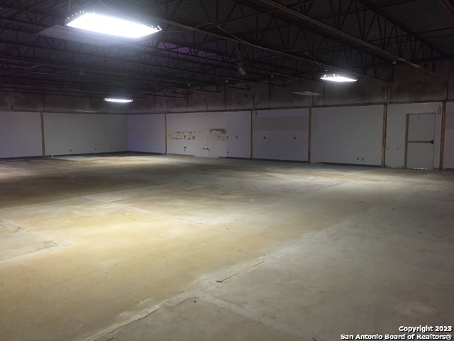 1701 E State Highway 97 Jourdanton TX 78026