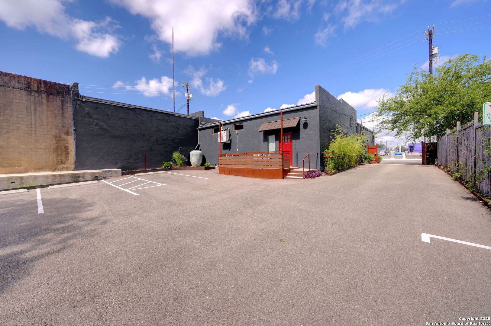 154 Fredericksburg San Antonio TX 78201