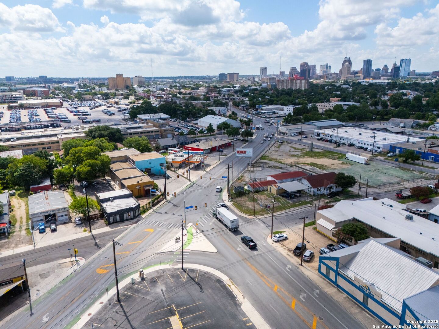 154 Fredericksburg San Antonio TX 78201