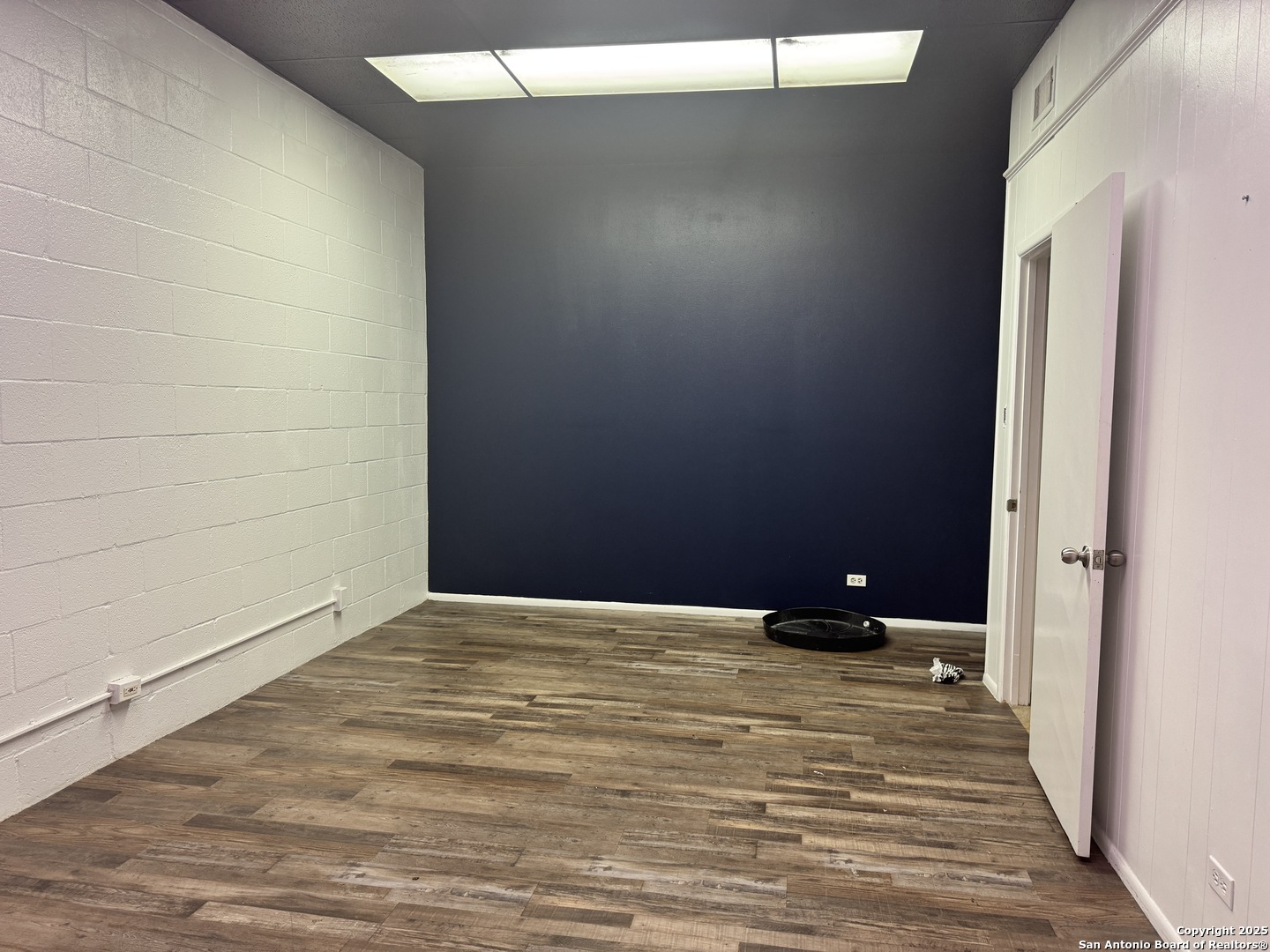 6617 S Flores San Antonio TX 78214