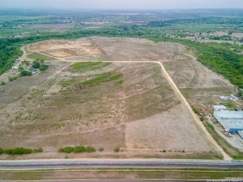 17950 S Us Highway 281 San Antonio TX 78221