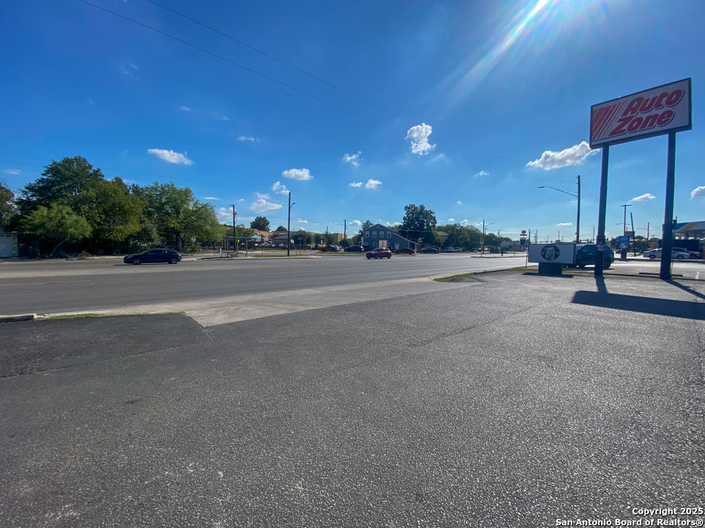 133 Bandera Road San Antonio TX 78228