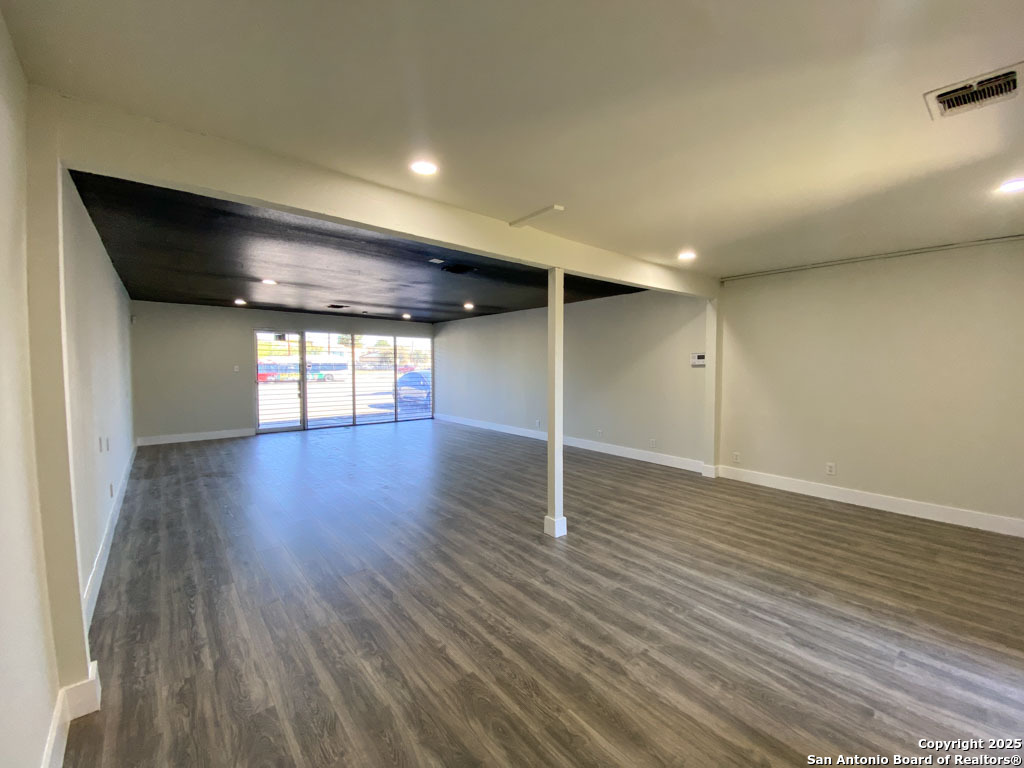 133 Bandera Road San Antonio TX 78228