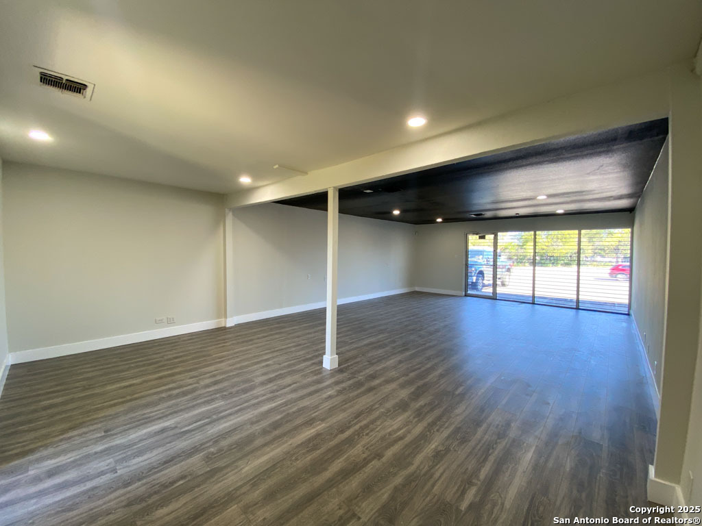 133 Bandera Road San Antonio TX 78228
