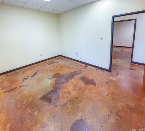 1824 S Washington Street Beeville TX 78102