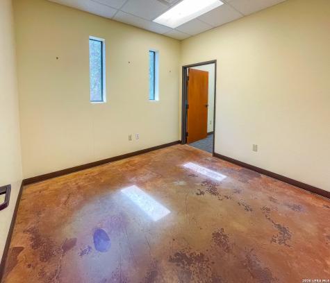 1824 S Washington Street Beeville TX 78102