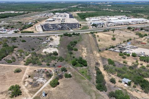 4390 S Loop 1604 E Elmendorf TX 78112