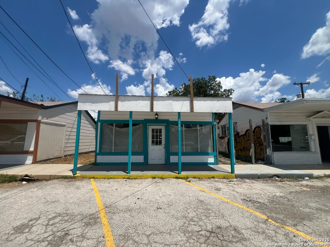 1500 Fredericksburg Road San Antonio TX 78201