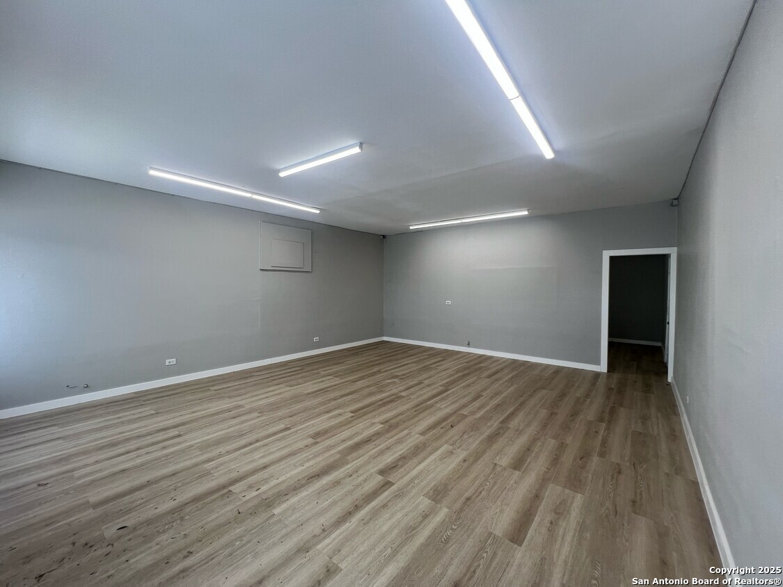 1500 Fredericksburg Road San Antonio TX 78201