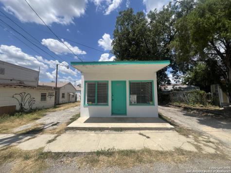 1500 Fredericksburg Road San Antonio TX 78201