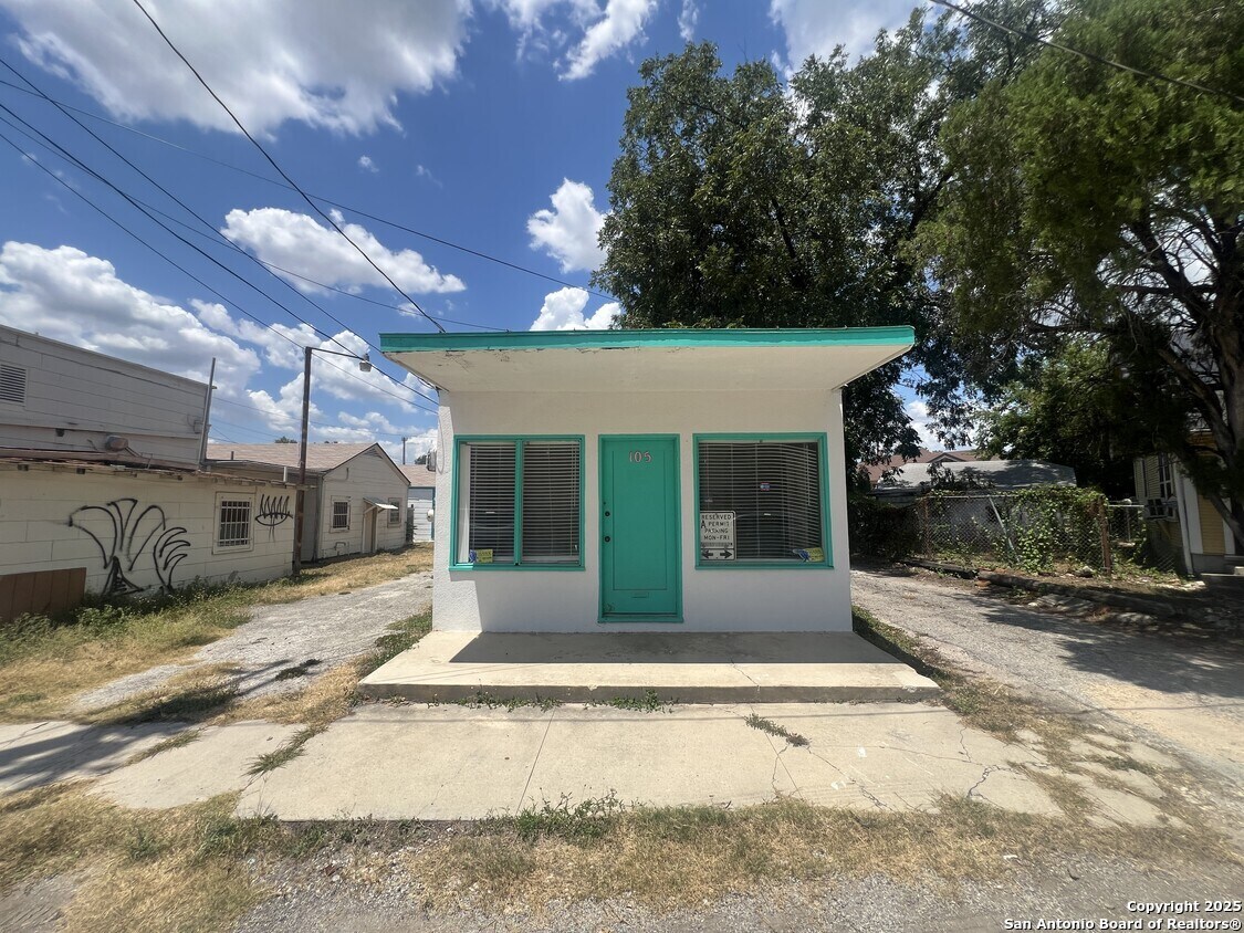 1500 Fredericksburg Road San Antonio TX 78201