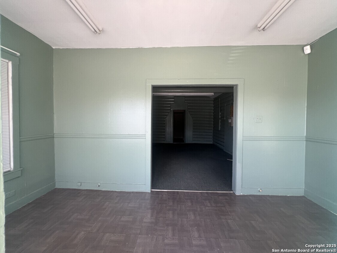 1500 Fredericksburg Road San Antonio TX 78201