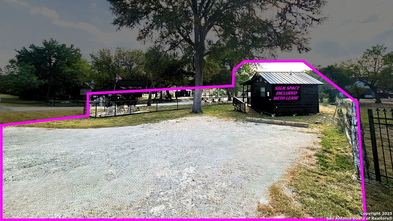 9926 Fm 1283 Lakehills TX 78063