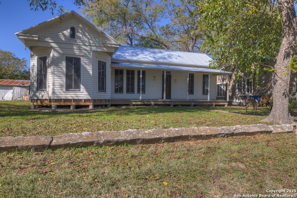 163 E Coll New Braunfels TX 78130